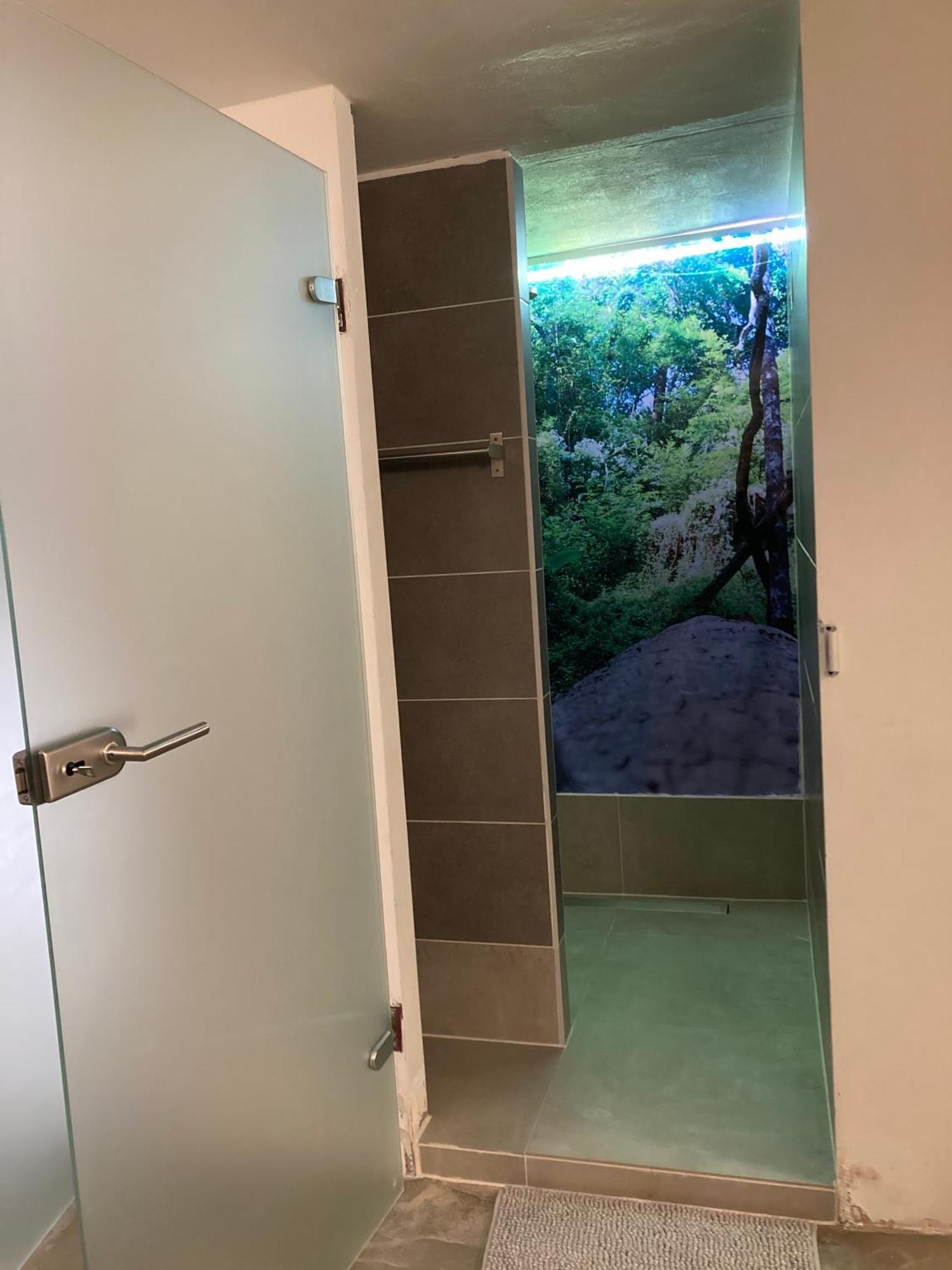 Minimal Hostel No 41 Берлин Экстерьер фото